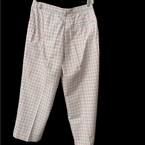 Burberry Pants 
Golf Capri Color: ivory/Red/grey| Size: 8 - Picture 7 of 13